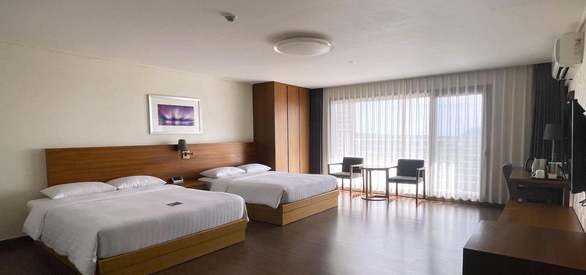 Jeju Aerospace Hotel Seogwipo Dış mekan fotoğraf