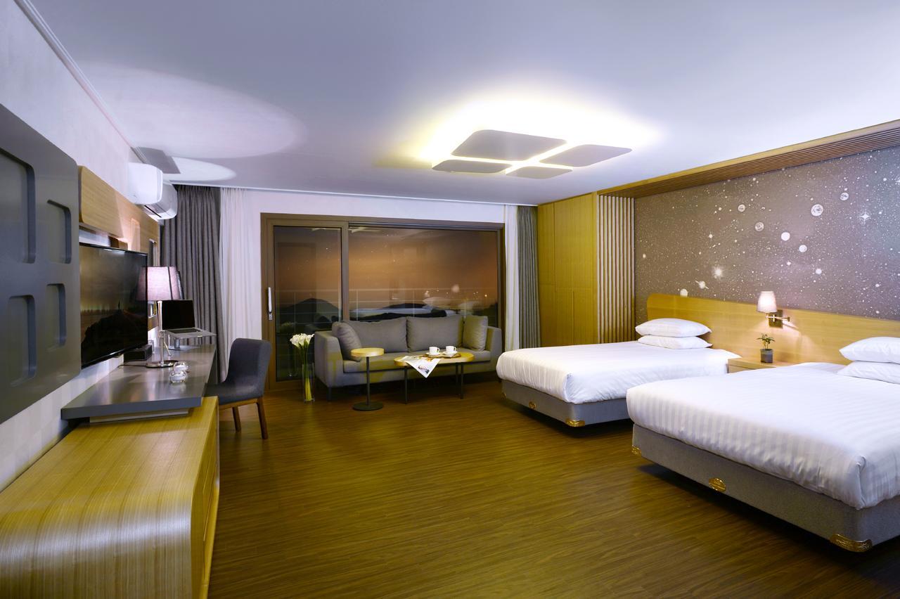 Jeju Aerospace Hotel Seogwipo Dış mekan fotoğraf
